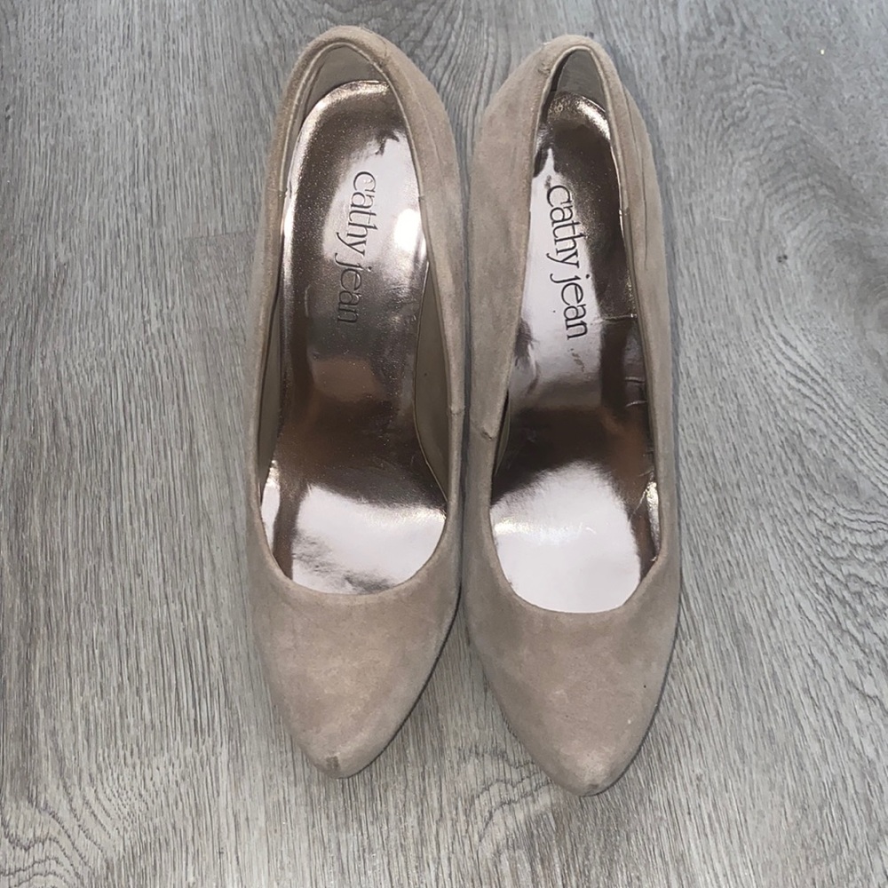 Suede heels